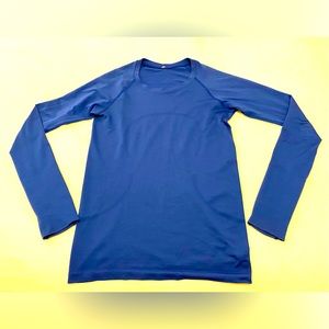 Lululemon blue swiftly tech long sleeve shirt size 6